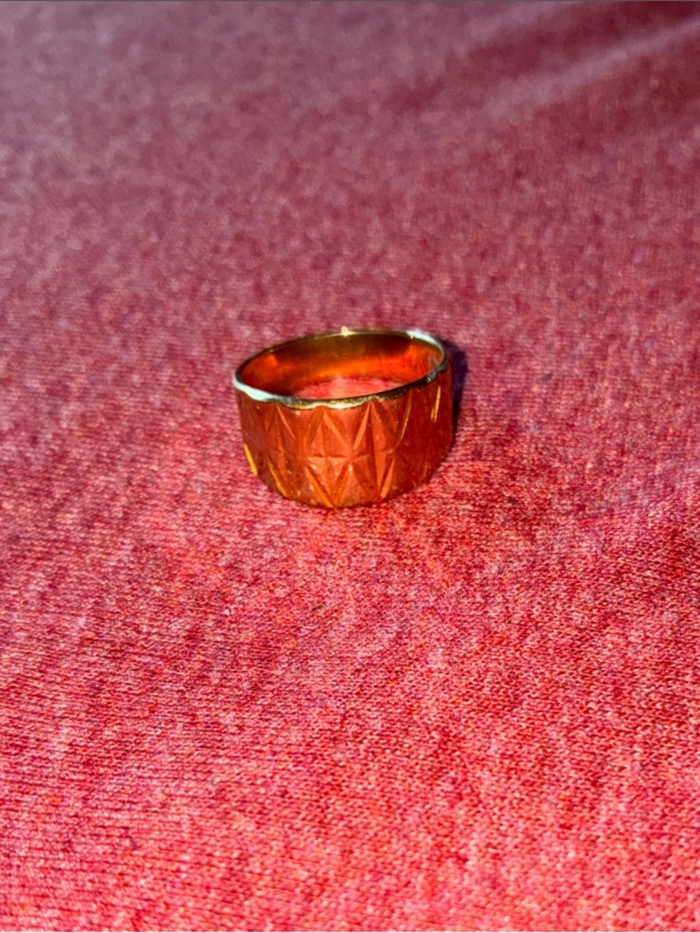 Source Unknown Gold Textured Men's Band Ring in 14k gold